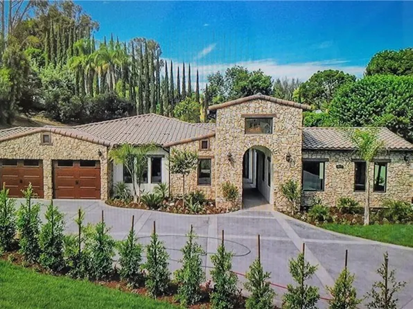 1051 W Arroyo Dr, Fullerton, CA 92833