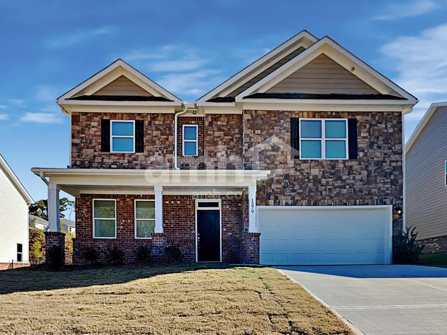 4 bed, 2.5 bath, 2449 sqft, $2,535 — Photo 1