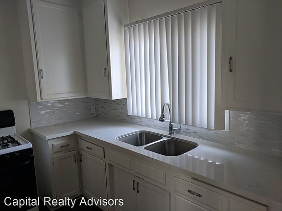 5th image of 5719 Condon Ave