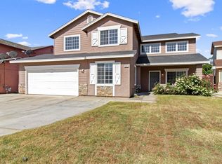 2671 N Cecelia Ave, Fresno, CA