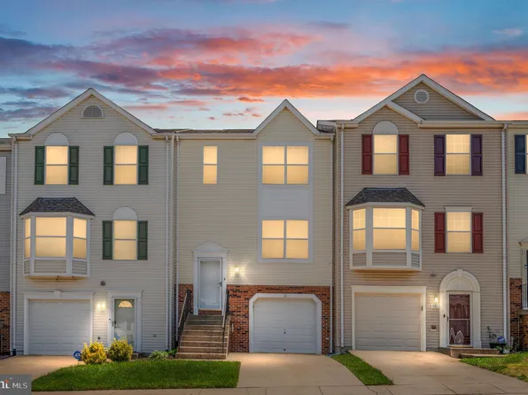 205 Wimbeldon Ct #209, Stafford, VA 22556