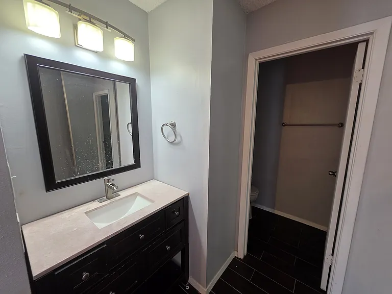 12520 Wellington Park Dr — Photo 6