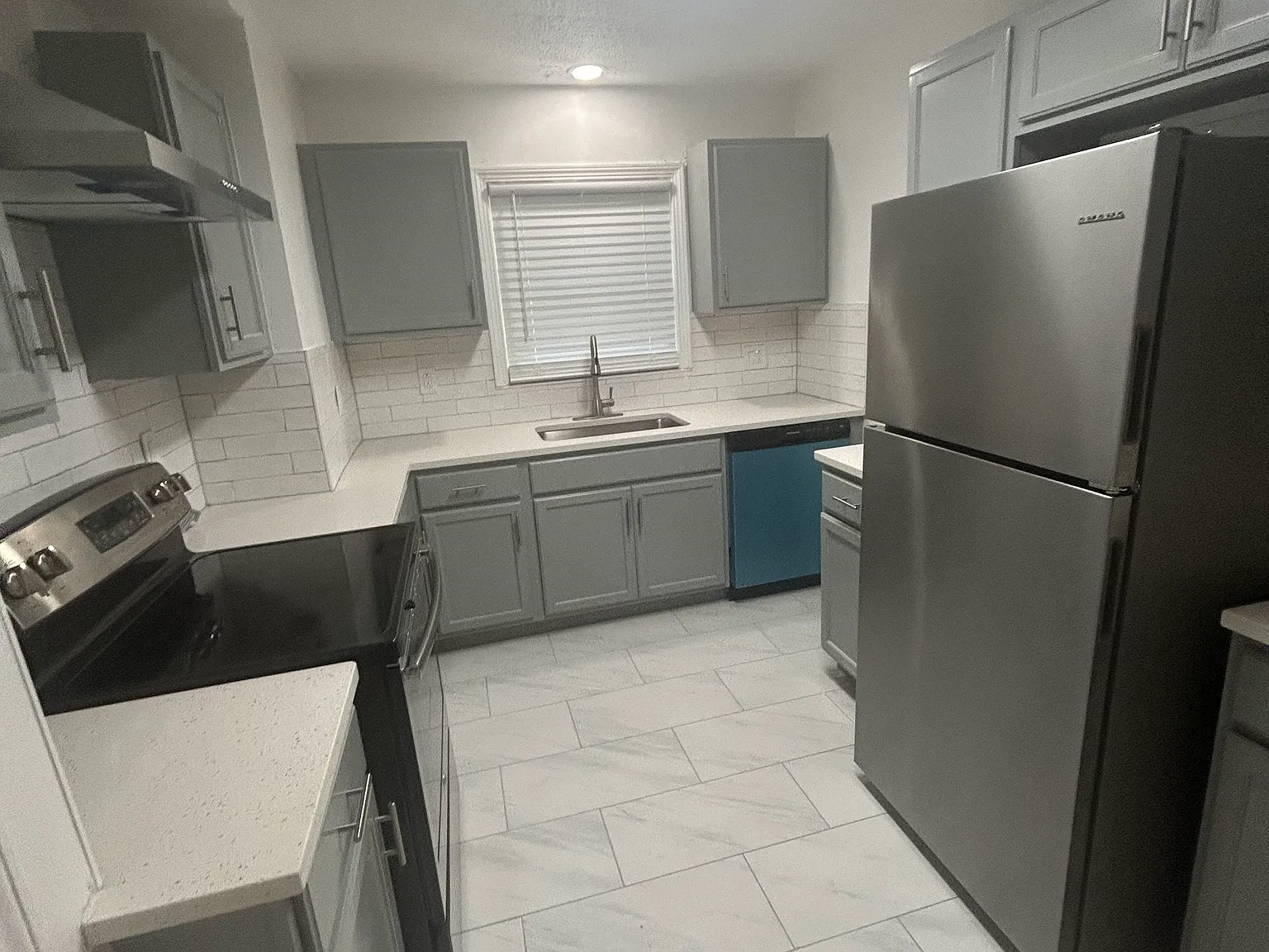 5309 W 71st St — Photo 3