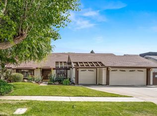 941 E Cromwell Ave, Fresno, CA