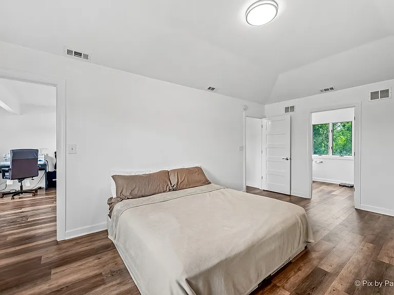 458 Cove Dr — Photo 12