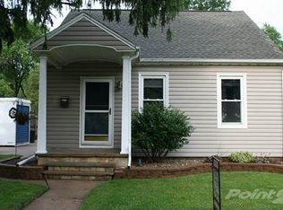 153 15th St, Marion, IA 52302