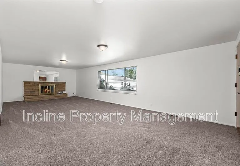 11920 S Redwood Rd — Photo 5