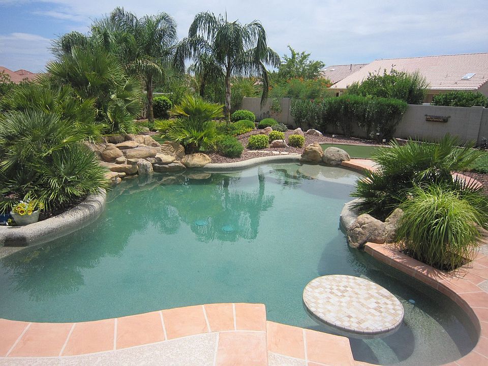 Stunning pool