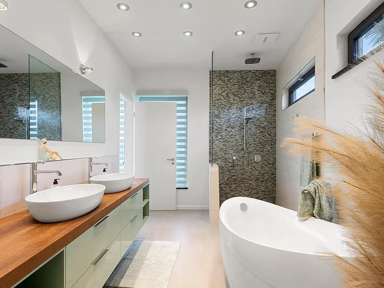 3001 John Anderson Dr — Photo 14