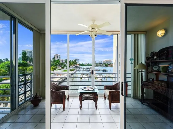 4560 Gulf Shore Blvd N, Naples, FL 34103