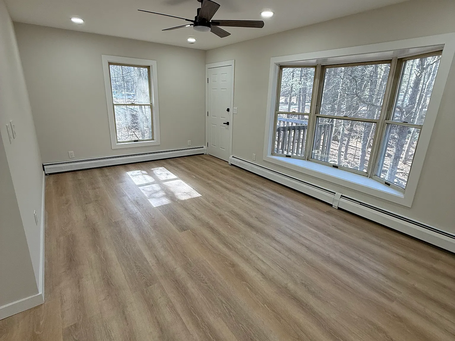 3 bed, 1824 sqft, $2,200 — Photo 1