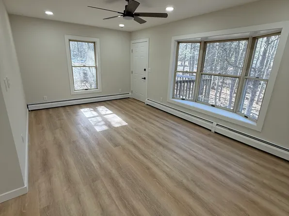 413 Leisure Loop, Milford, PA 18337