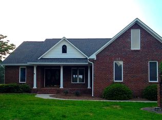 221 Crown Point, Sanford, NC 27332