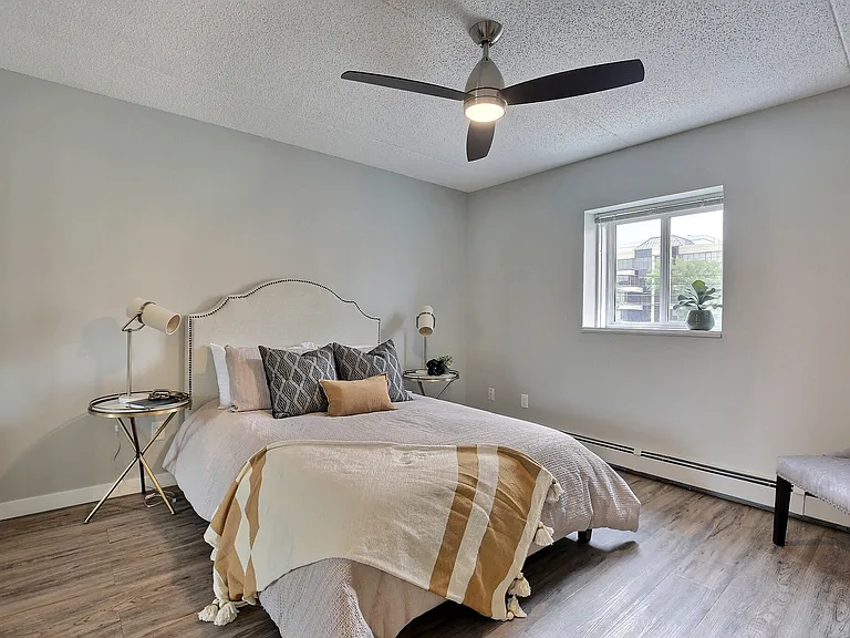 2227 Lorne St #201 — Photo 7