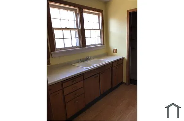 2625 Knight Ave photo 1