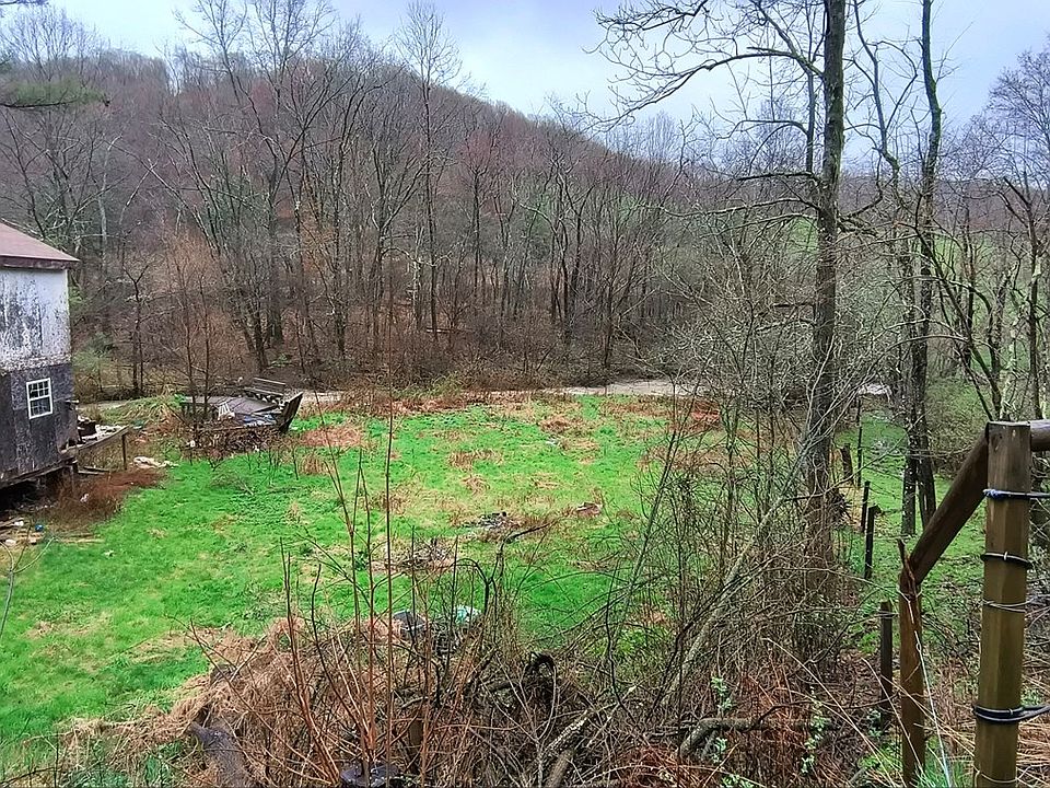 2nd image of 1120-1126 Flick Rd