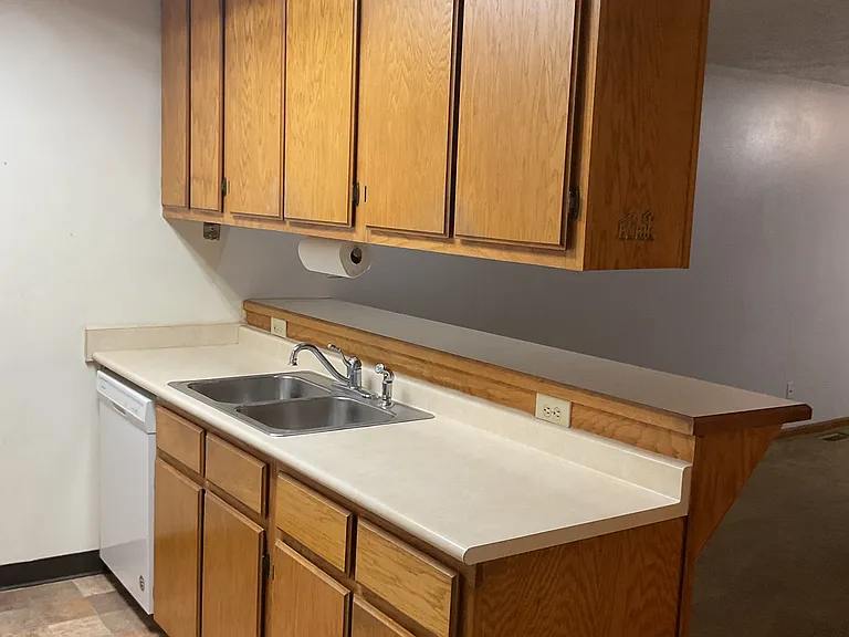 203-205 S Paxton Ave — Photo 8
