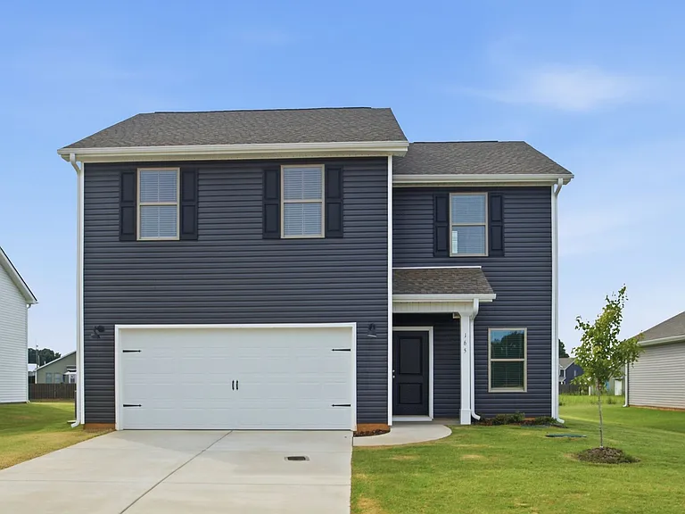 165 Labrador Ln — Photo 1