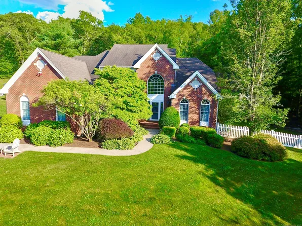 106 Paxton Way, Glastonbury, CT 06033