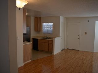 921 Gaviota Ave APT 302, Long Beach, CA 90813