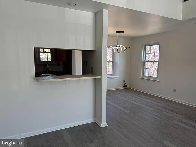 632 Palmer Ln #B — Photo 7