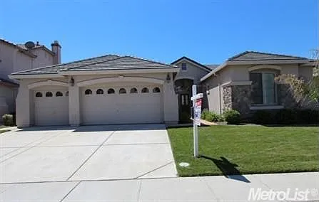 6704 Raycroft Way photo 1