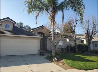 2829 E Ryan Ln, Fresno, CA 93720