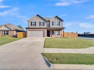 1253 E Ridge View Dr, Siloam Springs, AR 72761