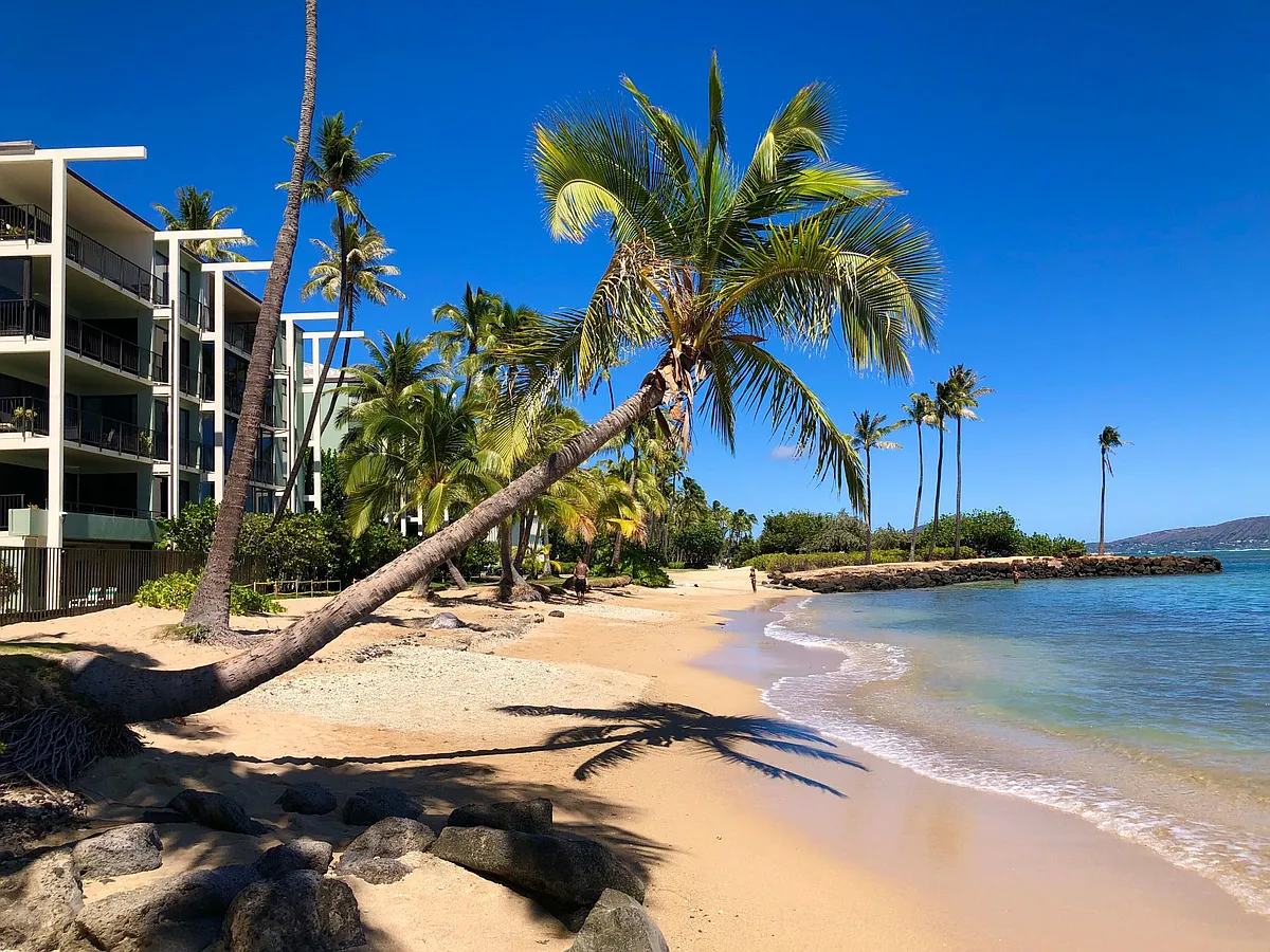 Location is direct beachfront_ - 4999 Kahala Ave #207