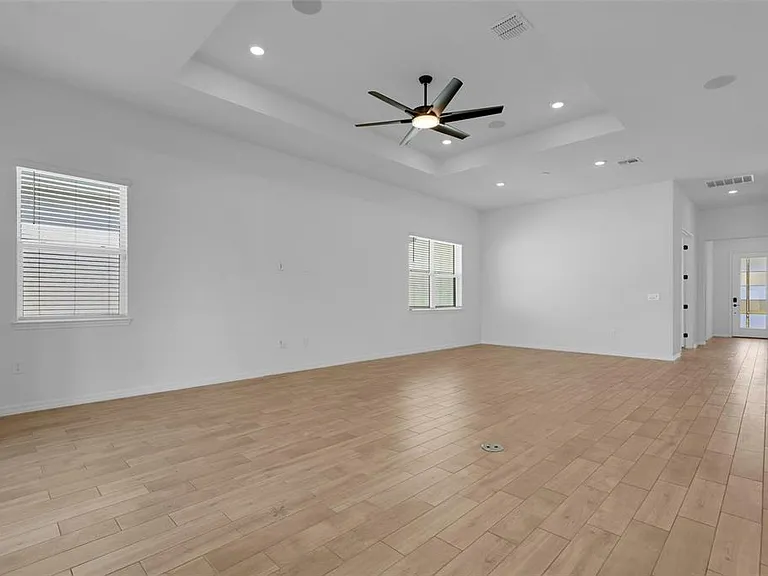 10393 Park Estates Ave — Photo 14