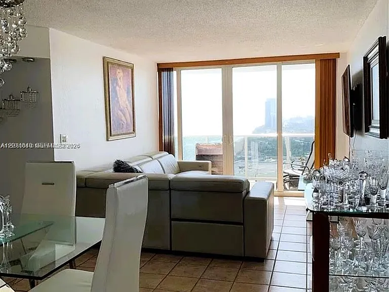 3140 S Ocean Dr #2303 — Photo 10