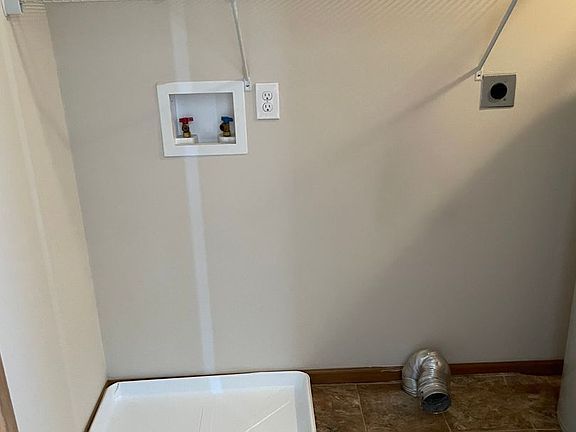 5th image of 1 Hidden Brook Way #421