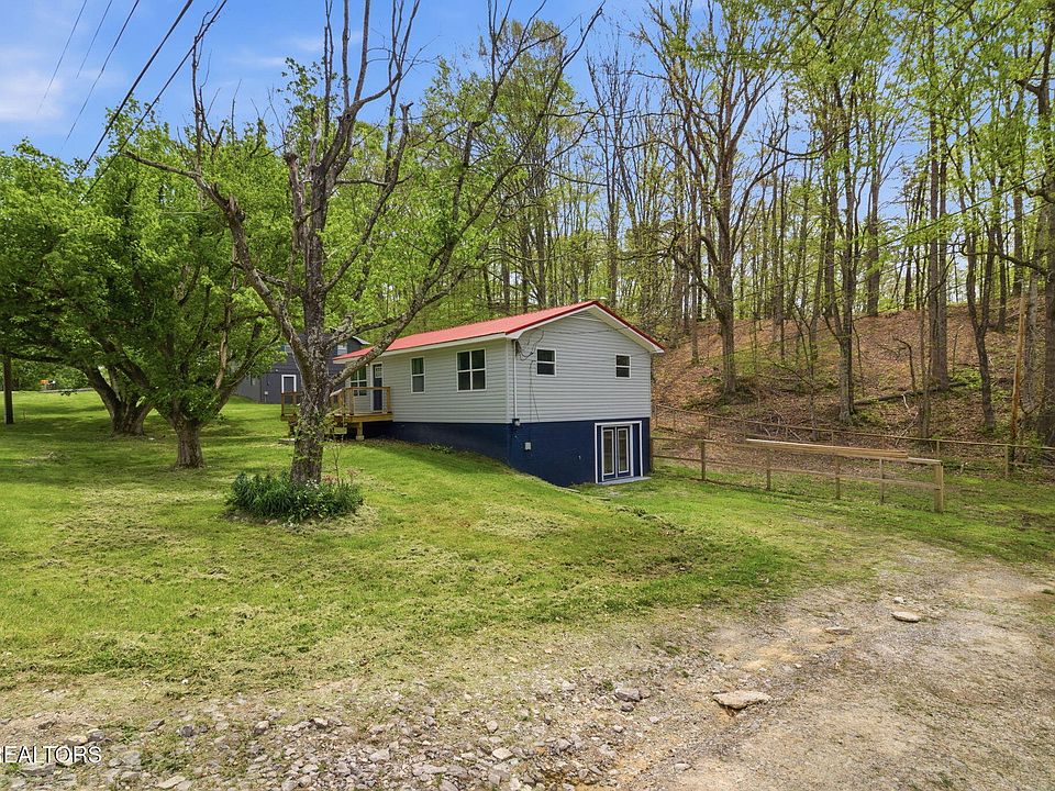 1st image of 324 Sanita Village Rd