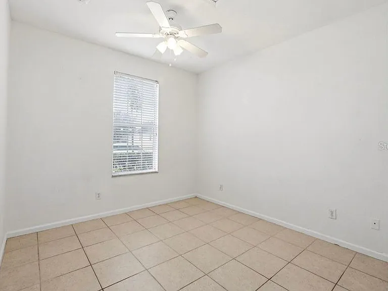 4967 Pall Mall St W — Photo 19