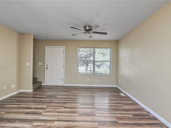 5th image of 2929 Mersington Ave