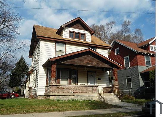 2nd image of 725 Neland Ave SE