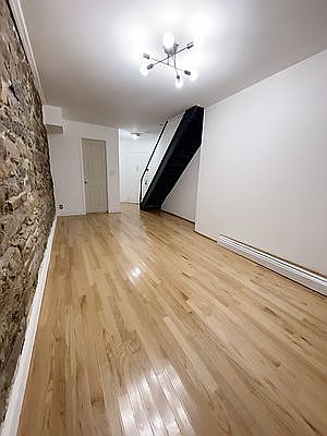 3rd image of 118 Suffolk St APT 1C