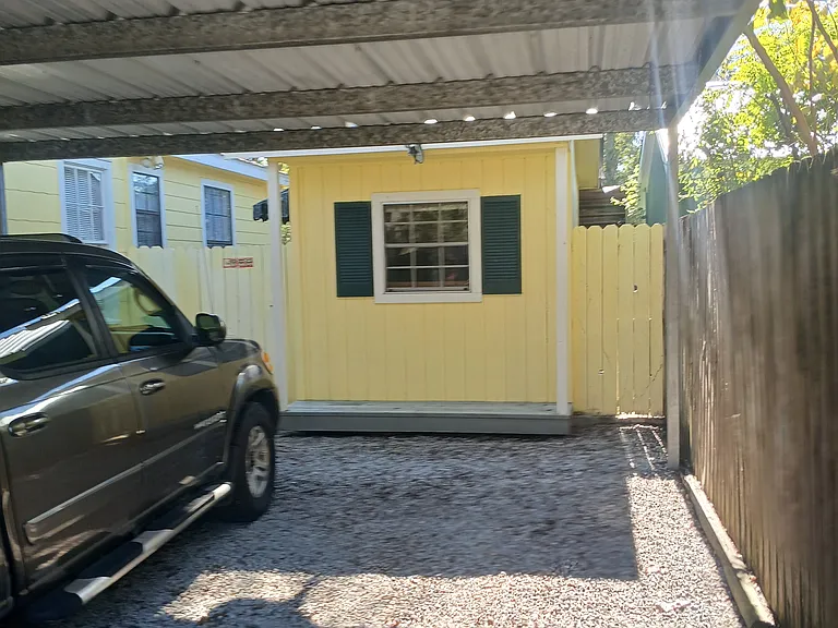 920 Iris St — Photo 24