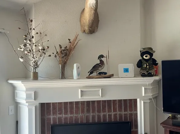 619 Stagecoach Dr, Little Elm, TX 75068