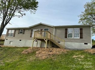 261 Huffman Rd, Clyde, NC 28721