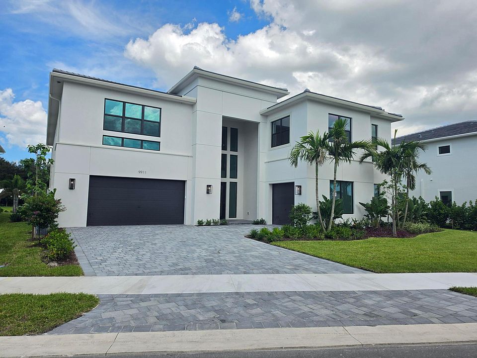 1st image of 9911 MERAVITA Avenue