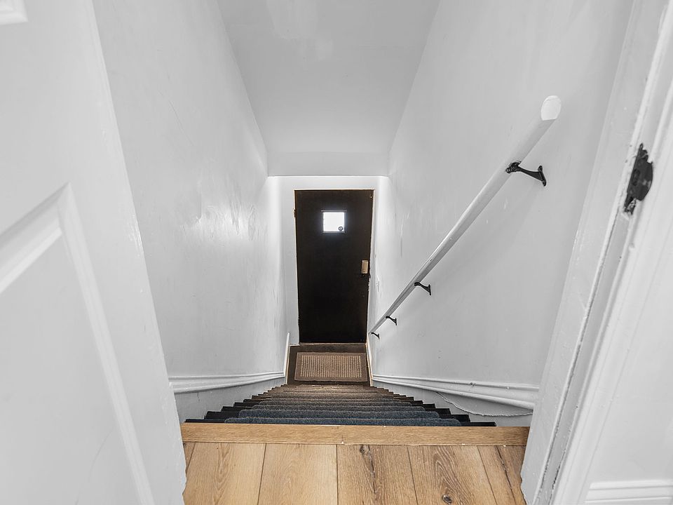 Stairwell to Front Entrance