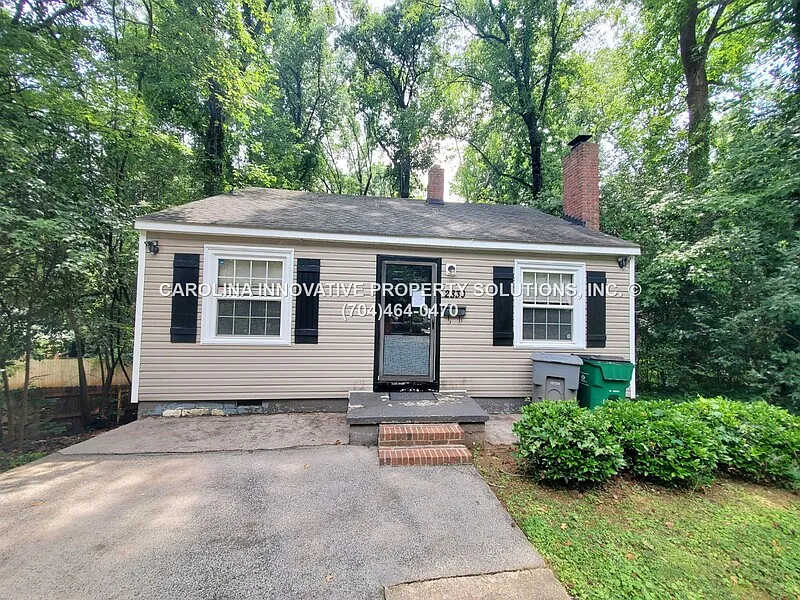 2 bed, 1.0 bath, $1,345 — Photo 1