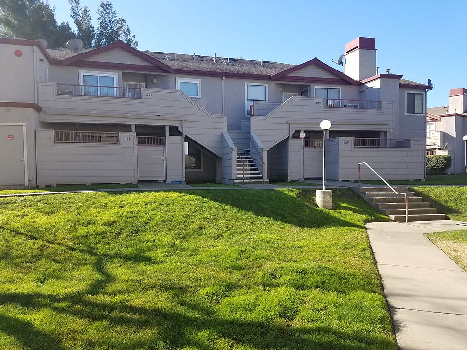 1st image of 3 Lancaster Cir APT 109