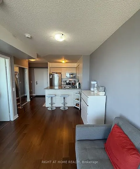 5740 Yonge St #1603 — Photo 5
