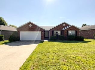 620 S Hazelnut Ave, Springfield, MO 65802