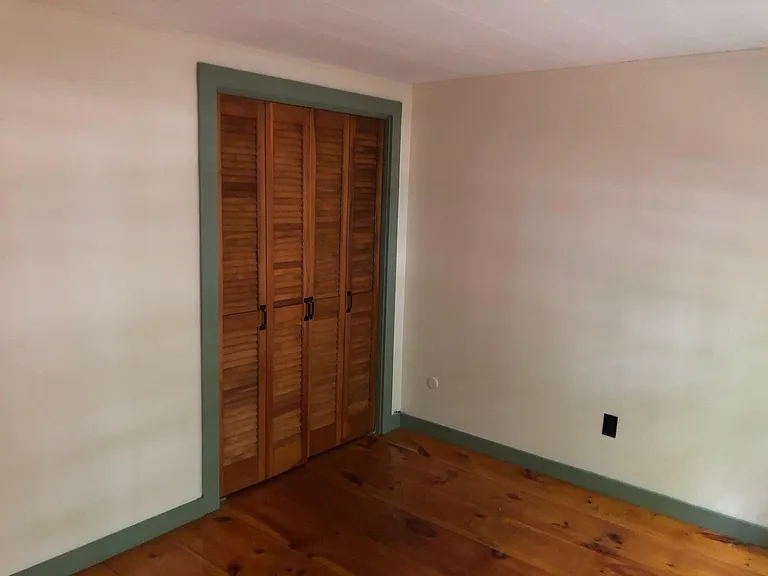Bedroom - with a good size closet.