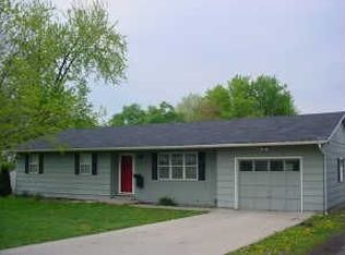 103 E Chestnut St, Savannah, MO 64485