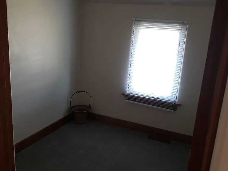 935 NE Maple St — Photo 20