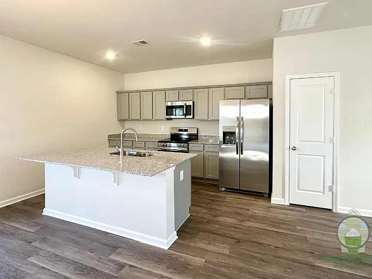26 English Ct — Photo 4